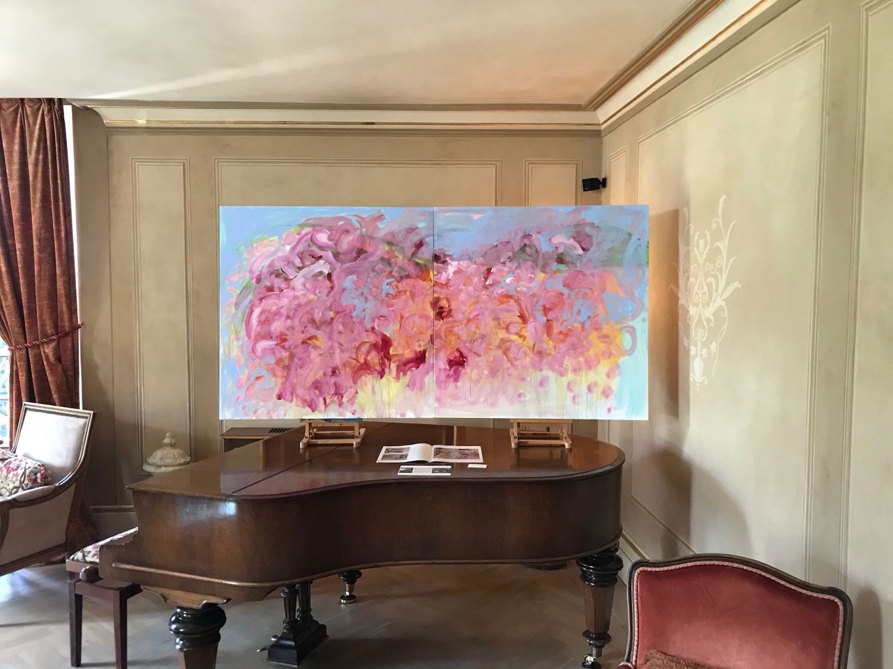 photo of painting in room